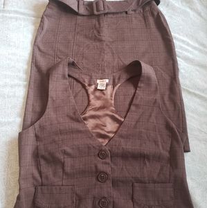 Studio Y Vest with Skirt Set